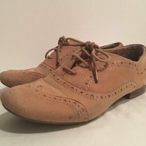Vintage Tan Crown Oxfords Size 6